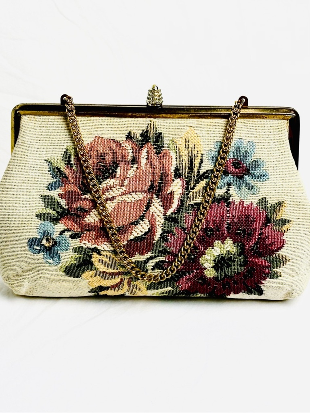 Verdi Mid-Century Vintage Floral Embroidered Bag GUC w/ Gold Tone Chain